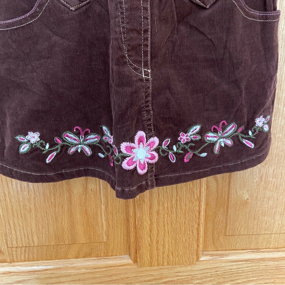 Zoey Girl Cotton Corduroy Dress w/Pearl buttons & Embroidery detail - Size 6 EUC - Picture 4 of 7